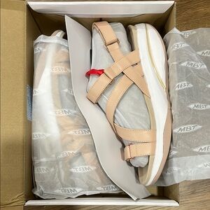 NWT MBT Kiburi Sandal in Peach